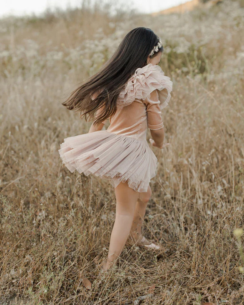 Thea Tutu || Blush