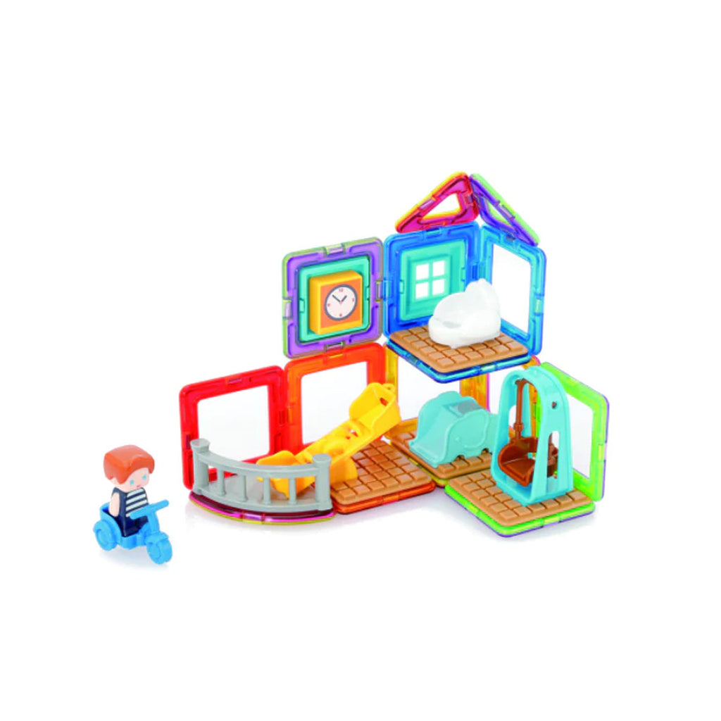 MAX'S PLAYGROUND SET