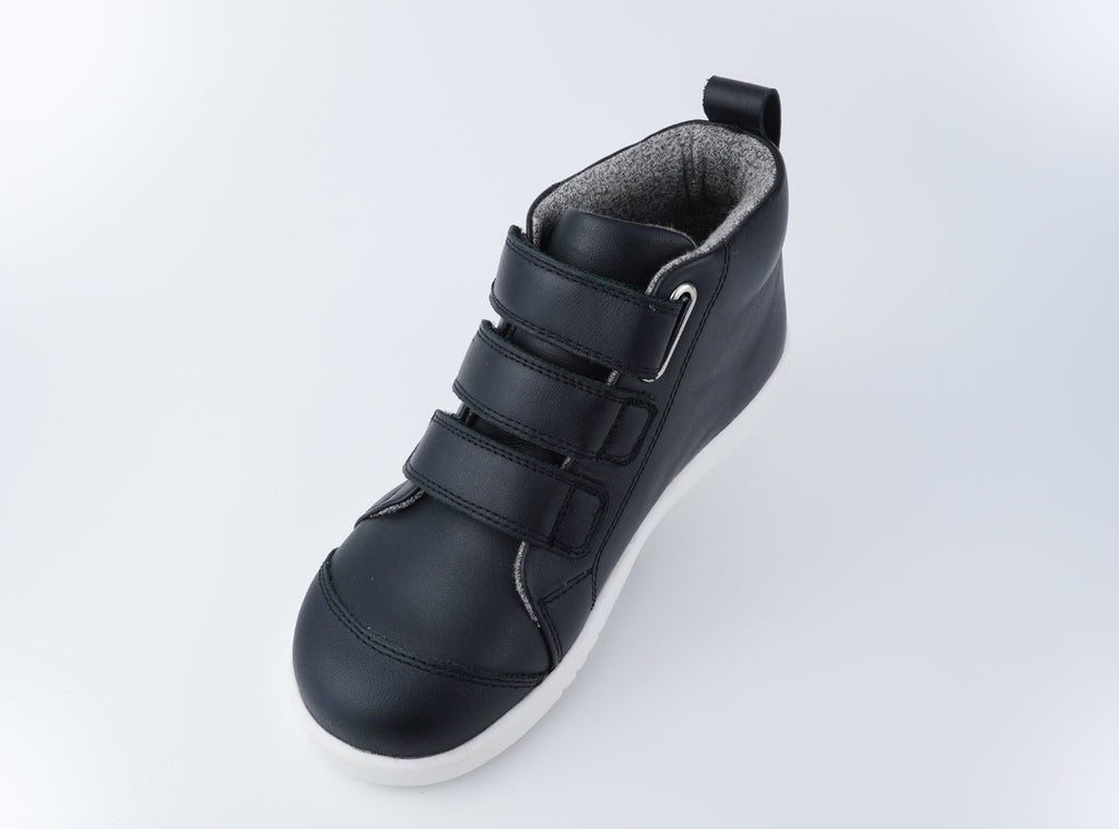 KP Hi Court Black