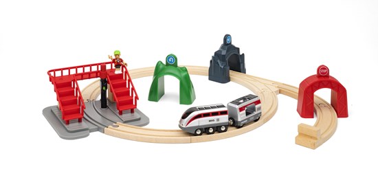BRIO Smart Tech - Smart Engine Set with Action Tunnels